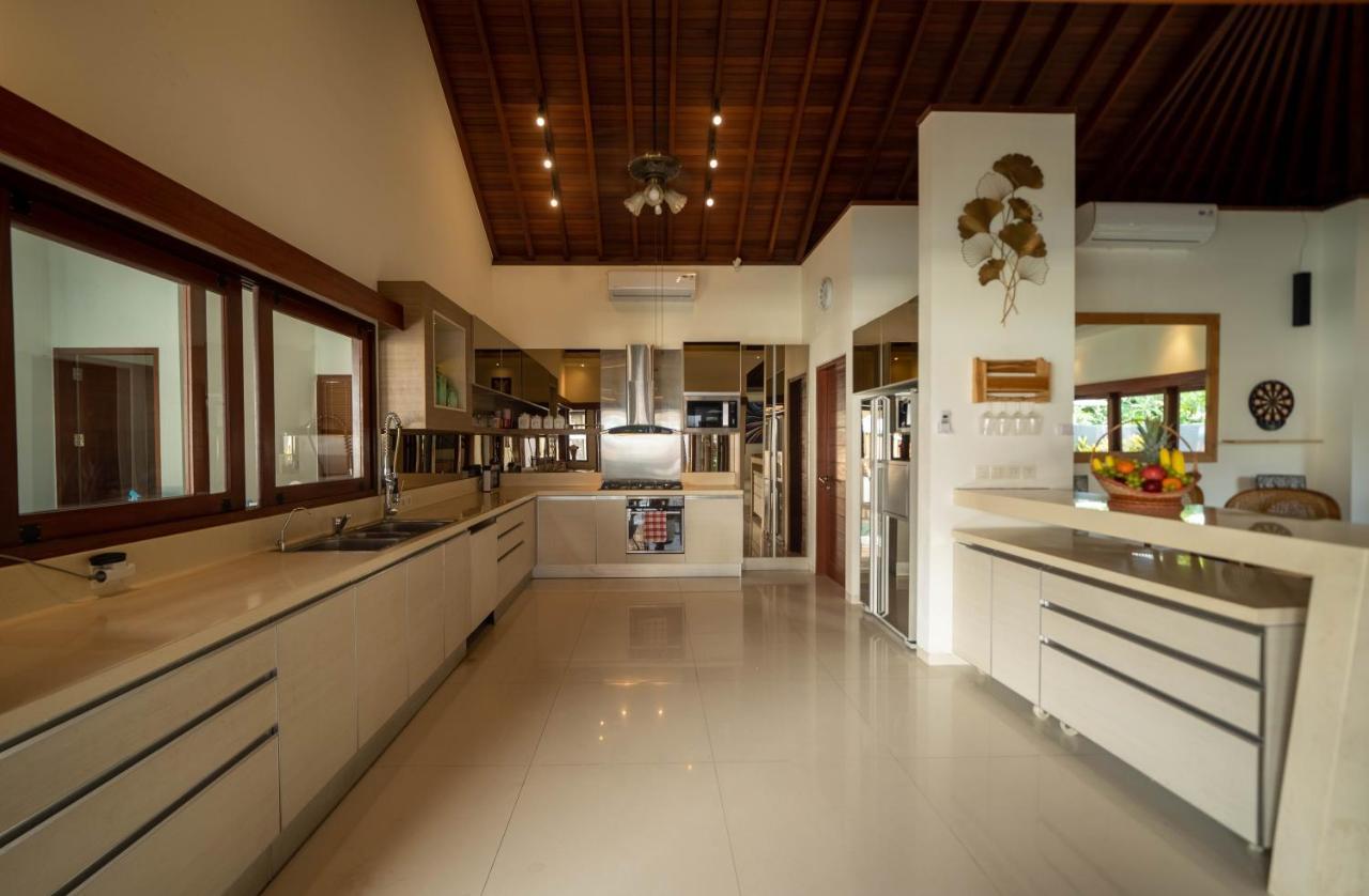 5 Bedroom Villa Sultan Luxury Entertainment And Relaxation Seminyak Zewnętrze zdjęcie